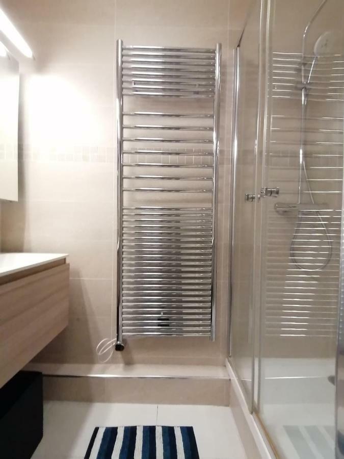 Beautiful T4 Appartement 8 Personnes Proche Disney Parking Prive Bussy-Saint-Georges Dış mekan fotoğraf